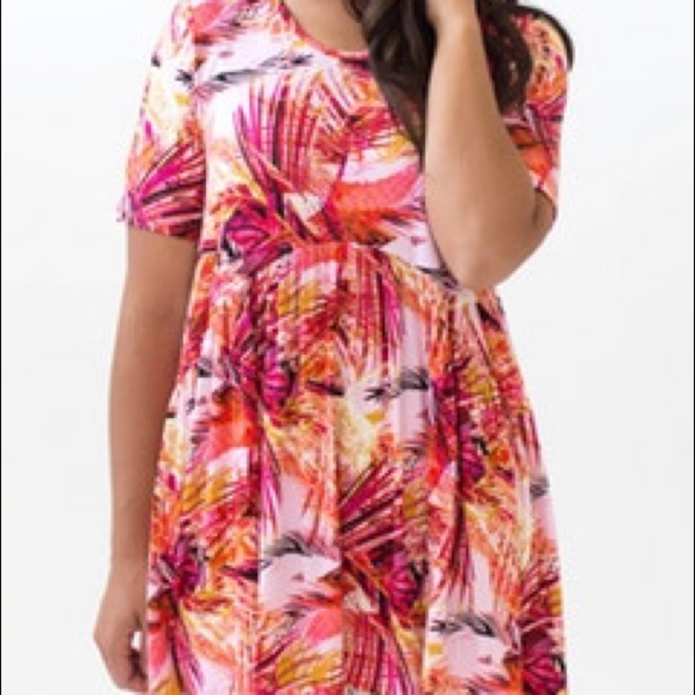 Agnes and Dora Small Muse New